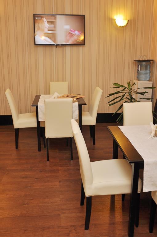 Hotel Business Apartments Dnipro Eksteriør billede