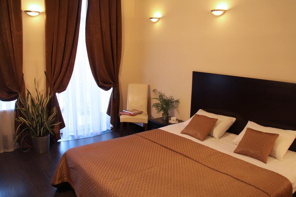 Hotel Business Apartments Dnipro Eksteriør billede