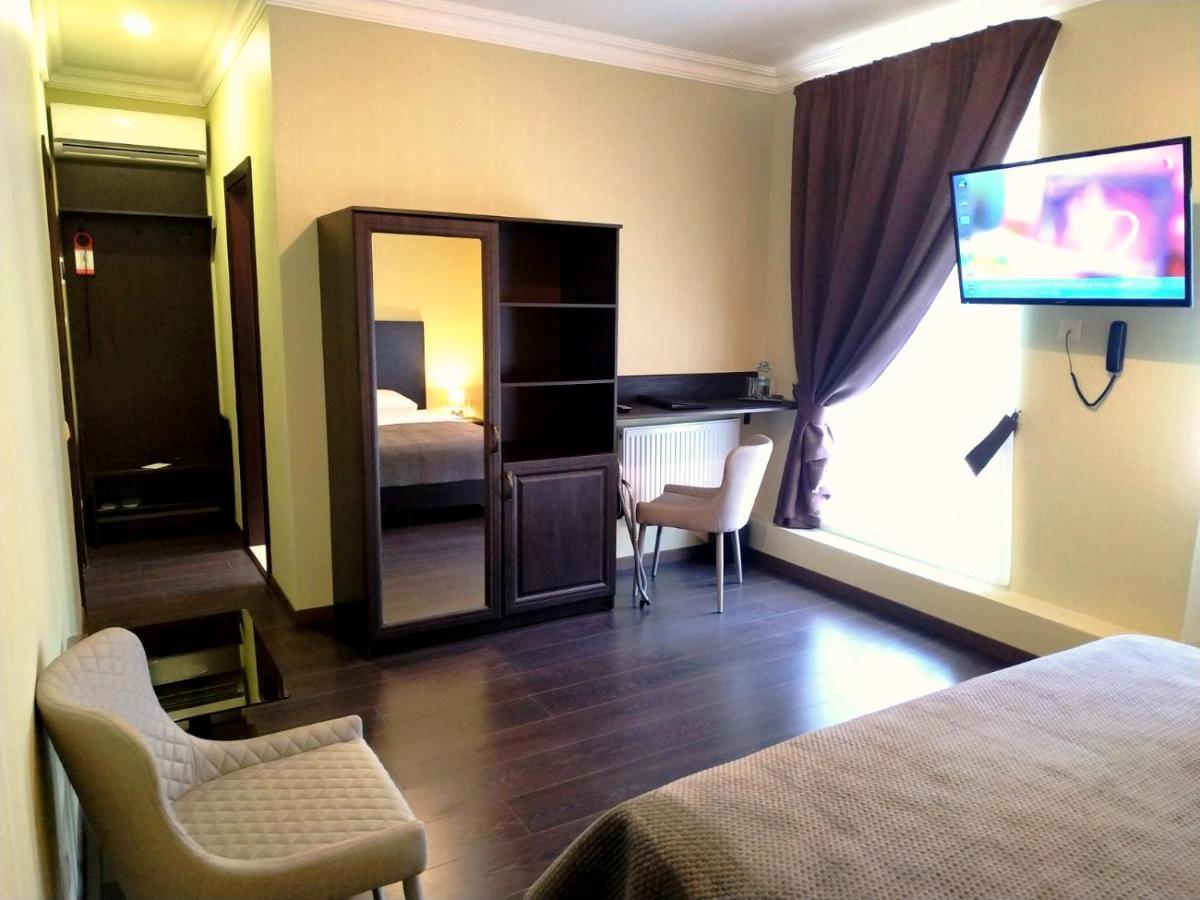 Hotel Business Apartments Dnipro Eksteriør billede
